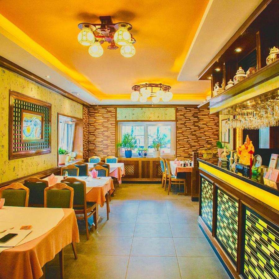 ホテル Gaststaette Lin Garden Untergruppenbach エクステリア 写真